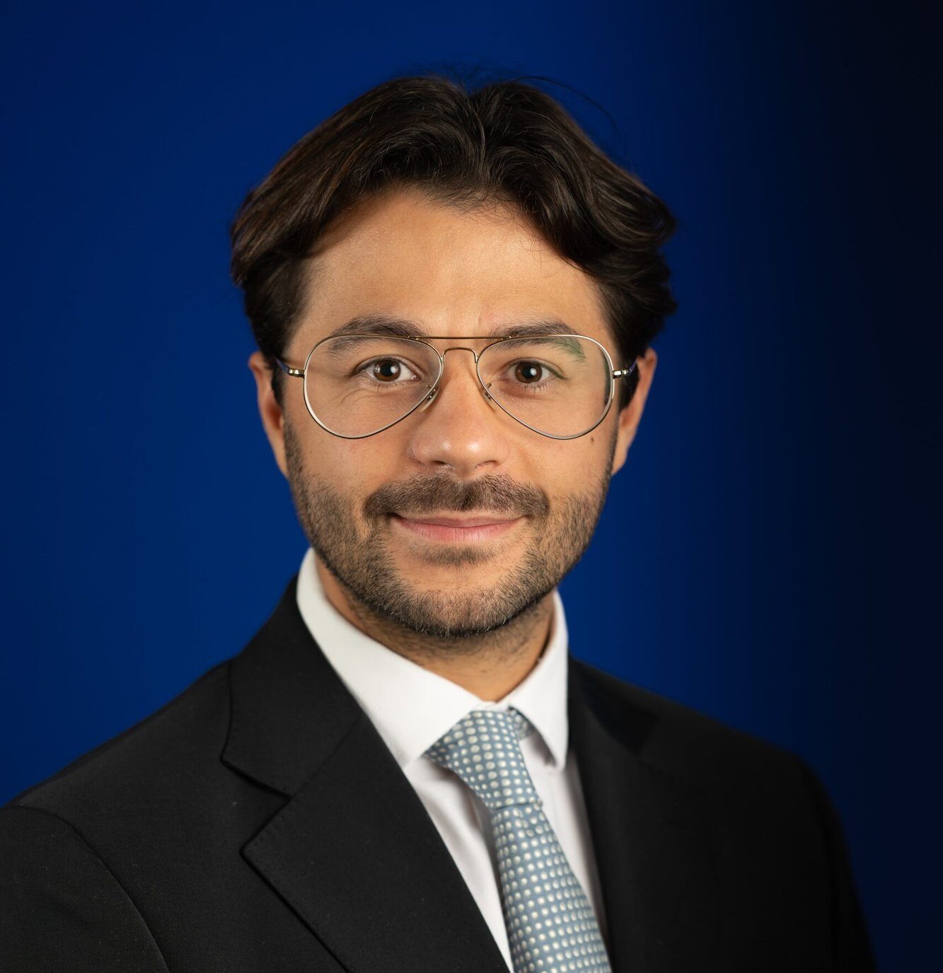 Alex Alexandrou headshot